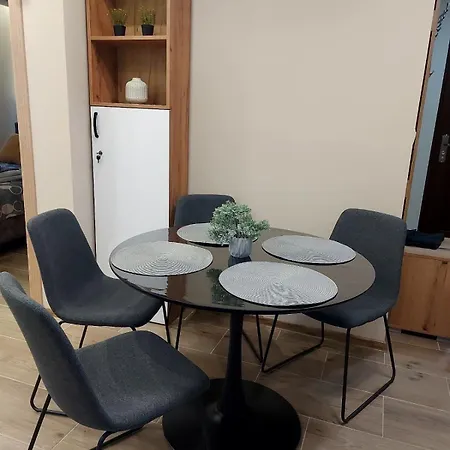 Davidovic Md 1 Apartment *